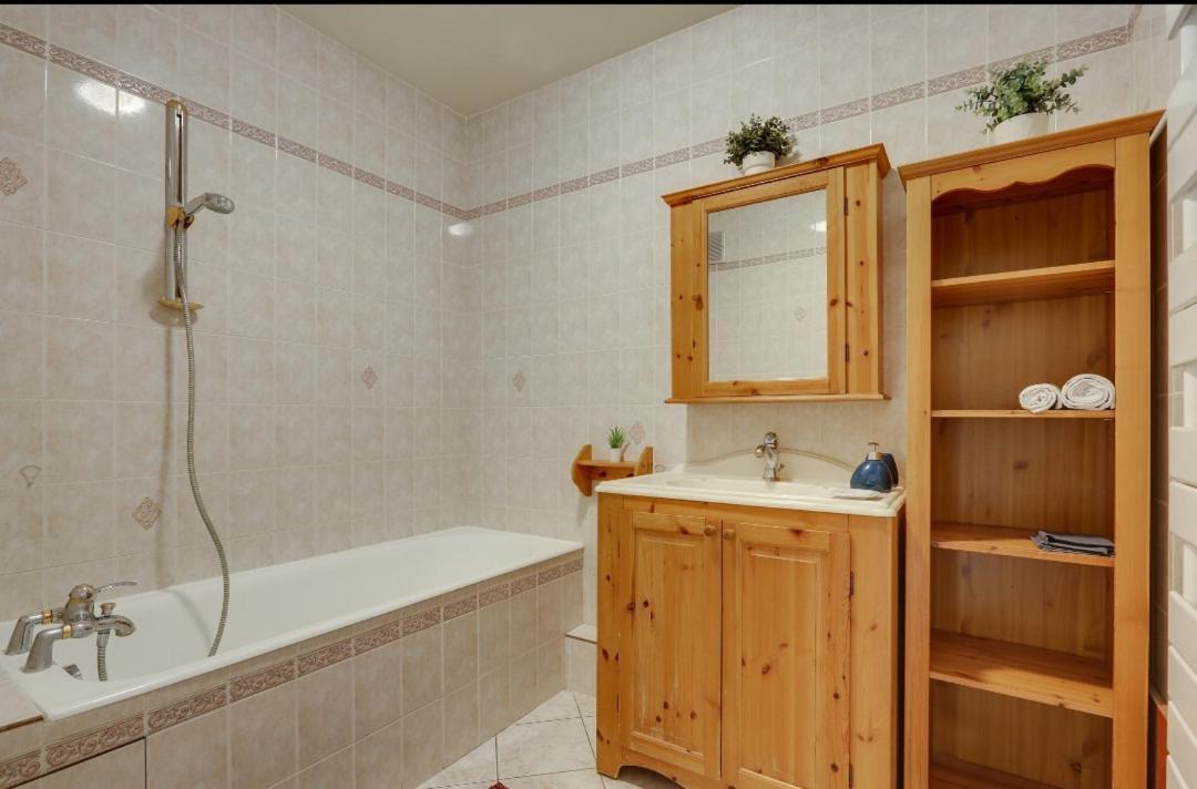 Appartement 3 Ch 7 Personnes Calme Proche Paris à Ris-Orangis Extérieur photo